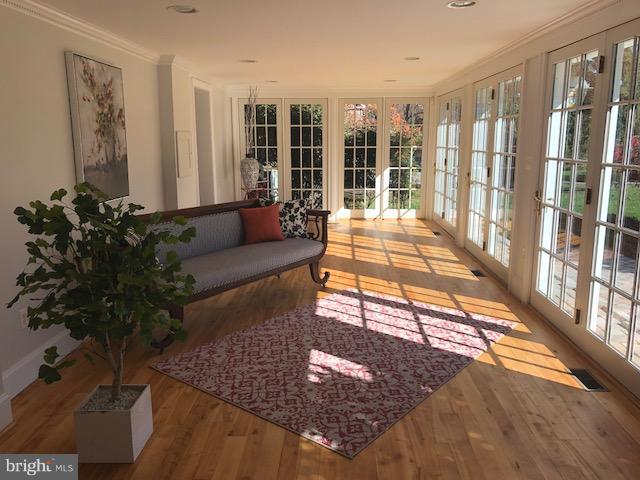 LUTHERVILLE - Residential