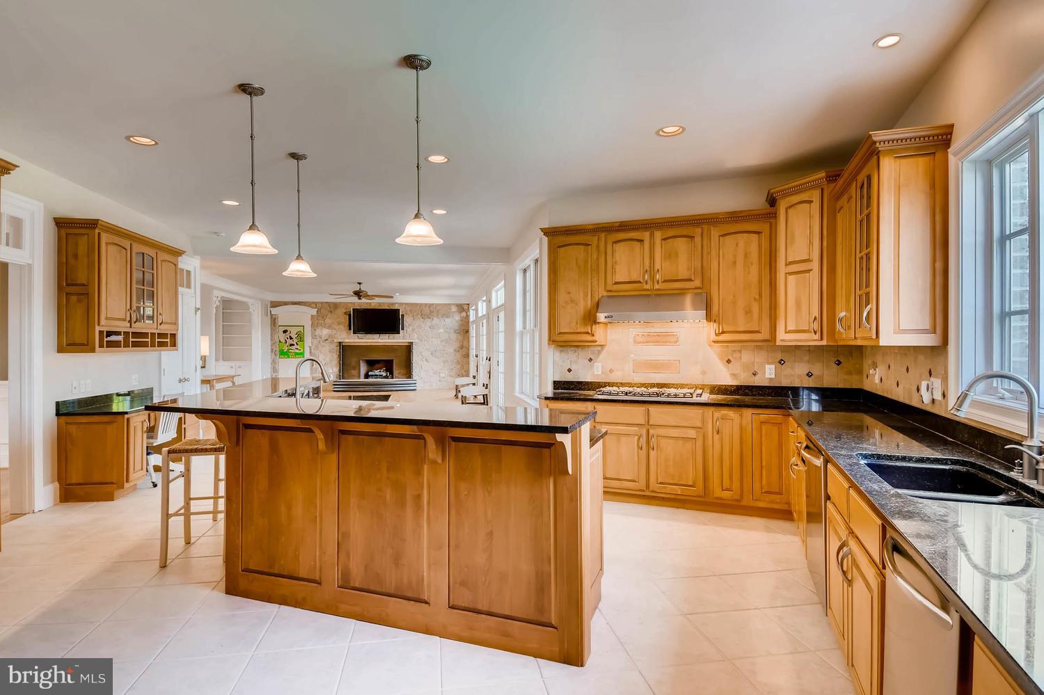 LUTHERVILLE - Residential