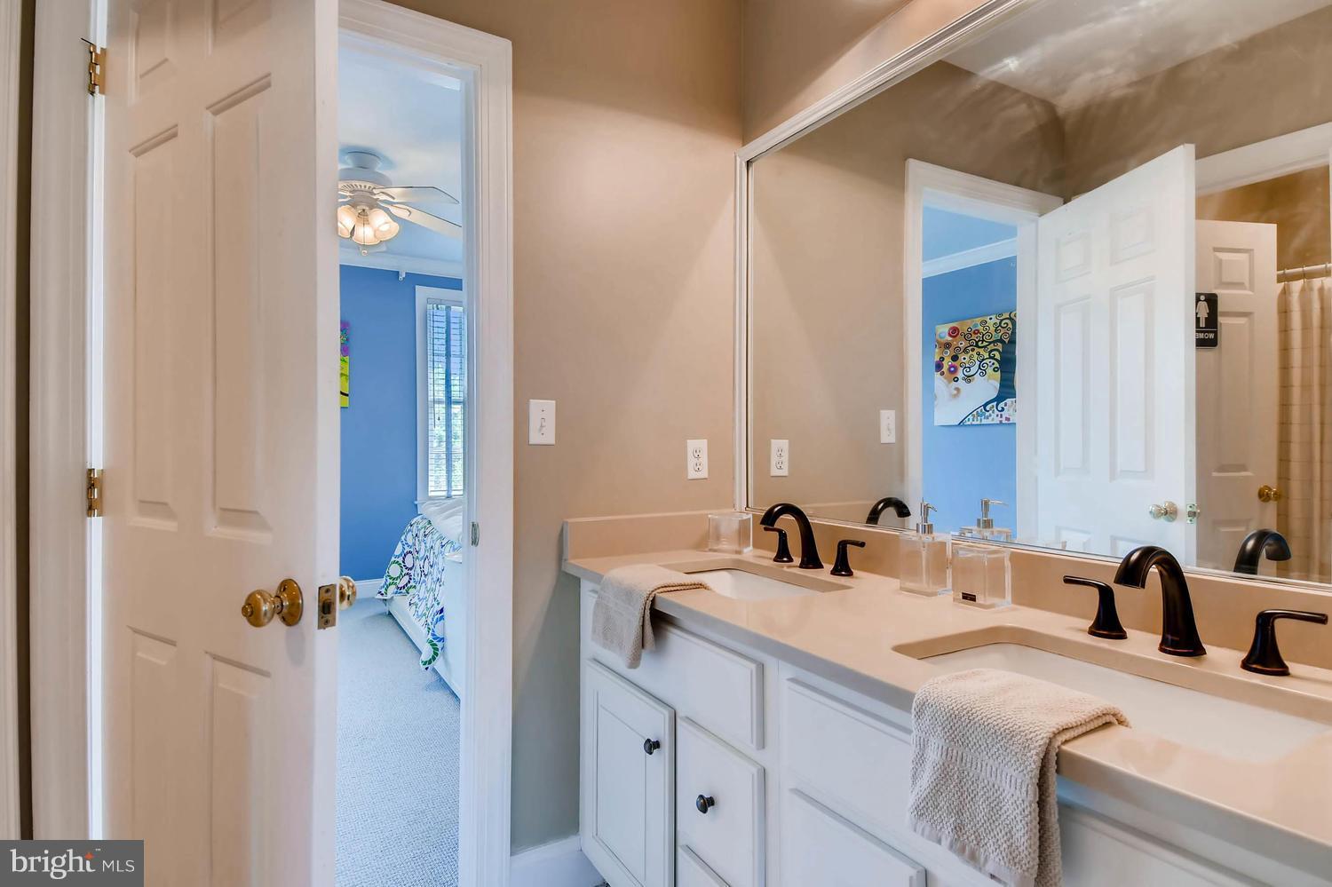 LUTHERVILLE - Residential