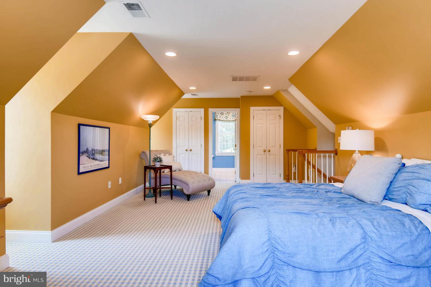 LUTHERVILLE - Residential