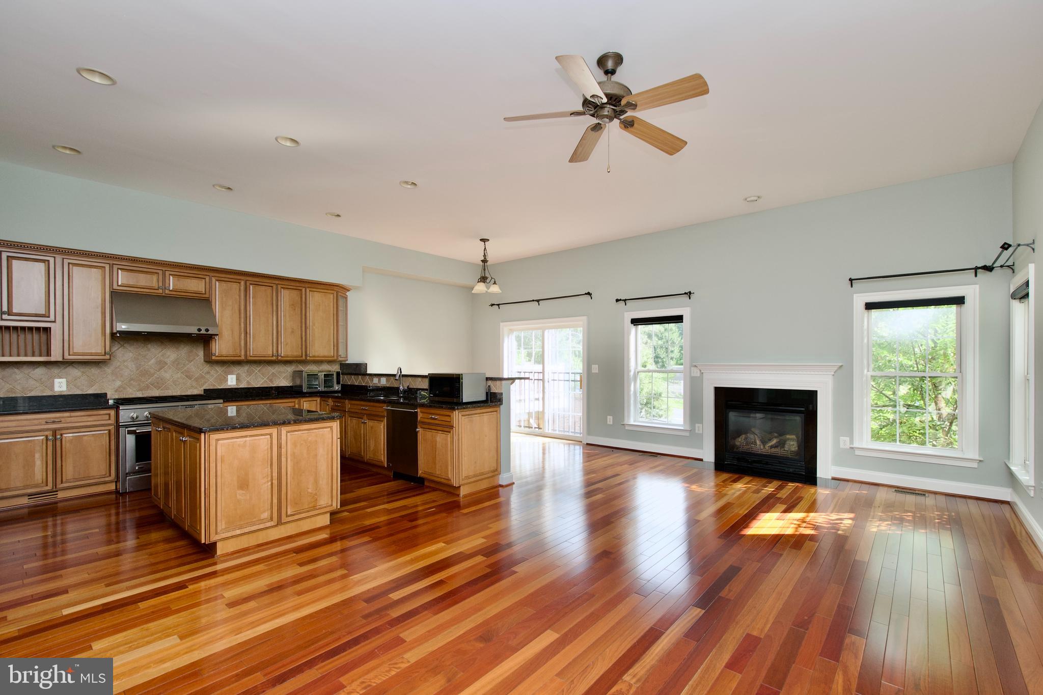 FAIRFAX PARK - Residential Lease