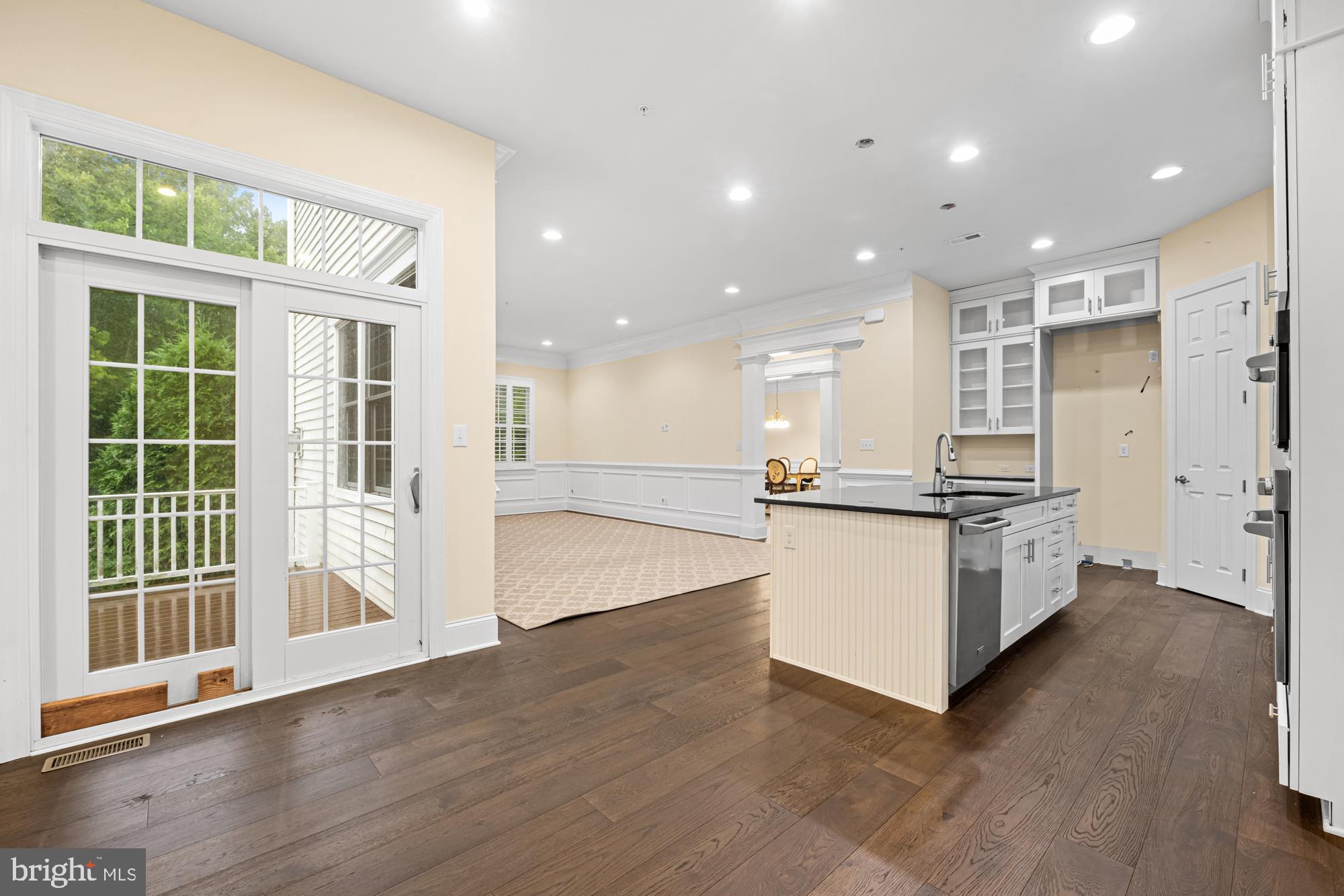 39 CREEKVIEW LANE