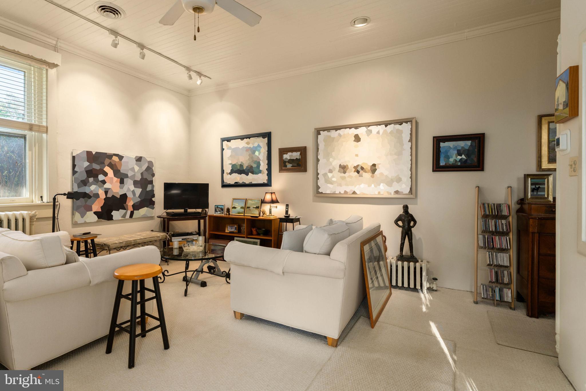 HILLSIDE@SEMINAR - Residential