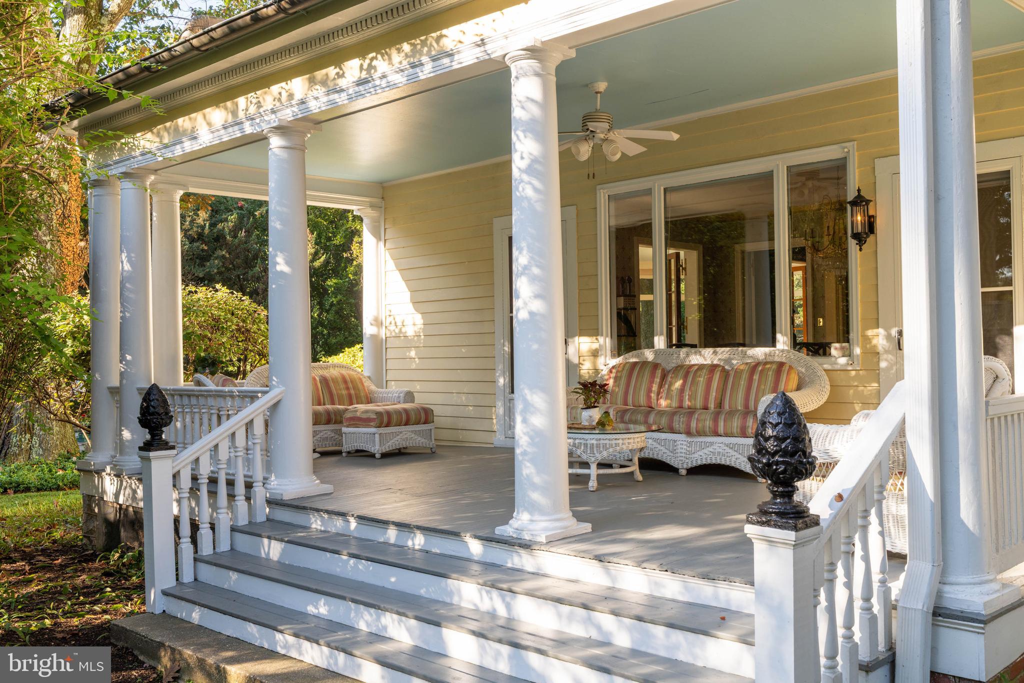 HILLSIDE@SEMINAR - Residential