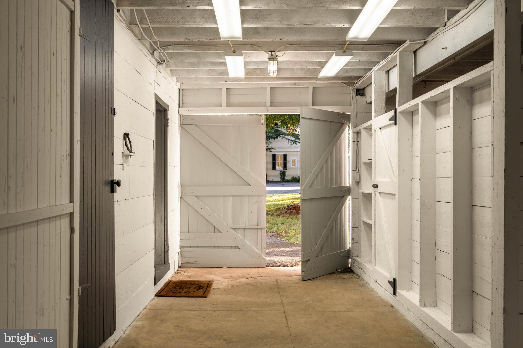 HILLSIDE@SEMINAR - Residential