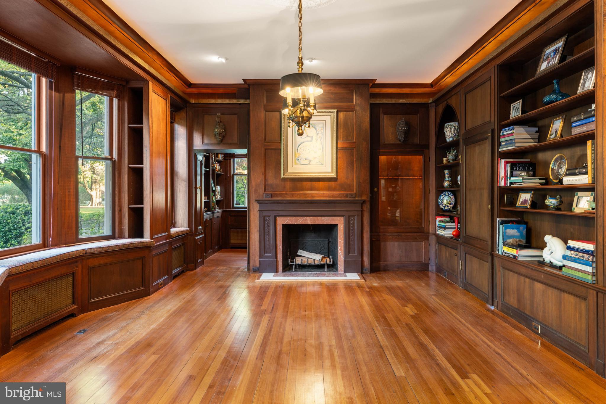 HILLSIDE@SEMINAR - Residential