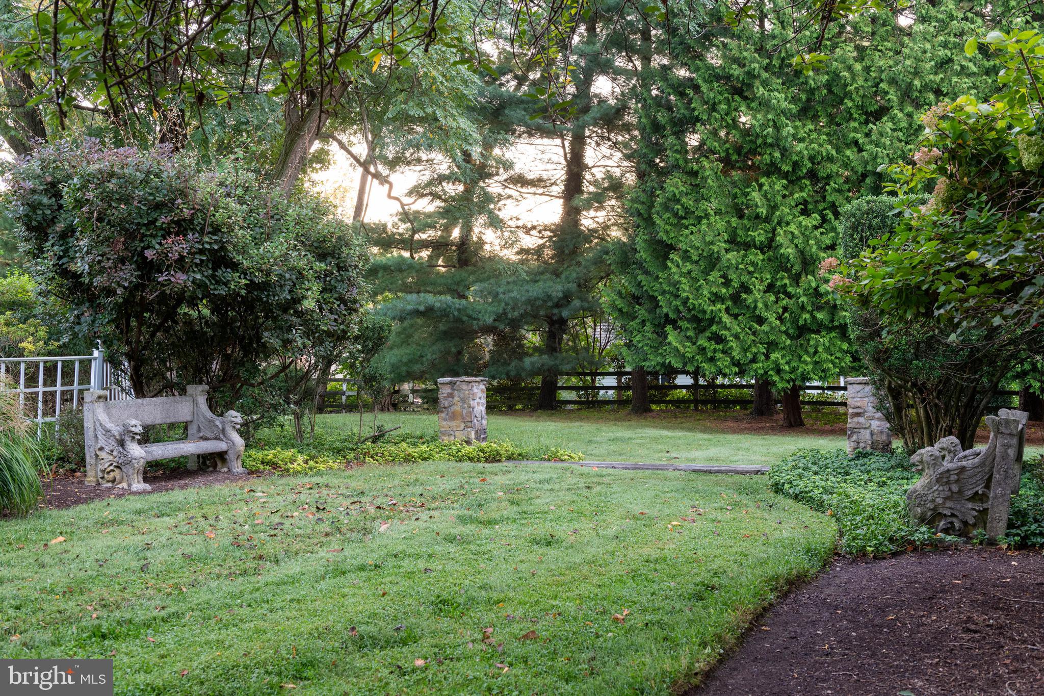 HILLSIDE@SEMINAR - Residential