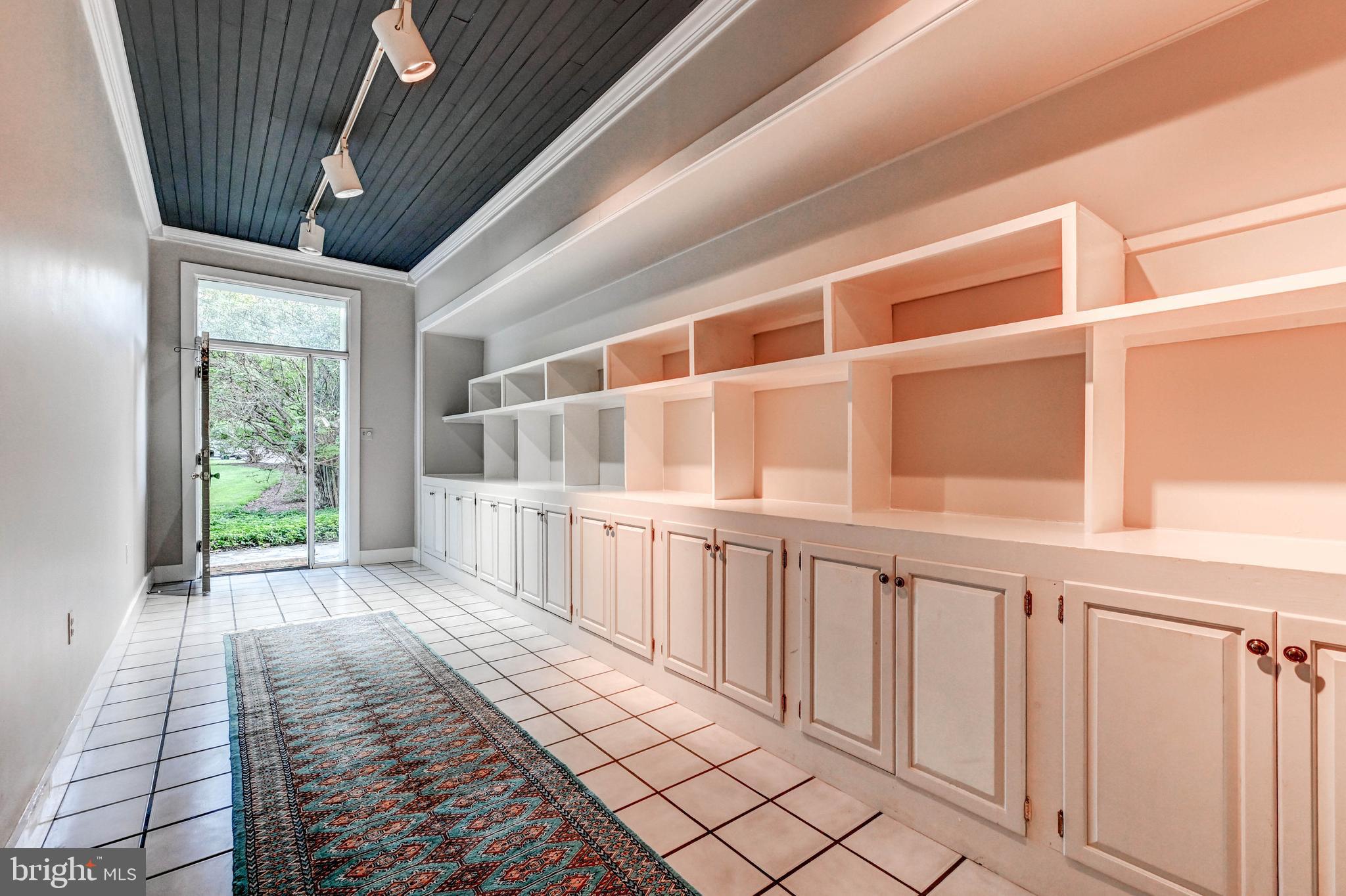 HILLSIDE@SEMINAR - Residential