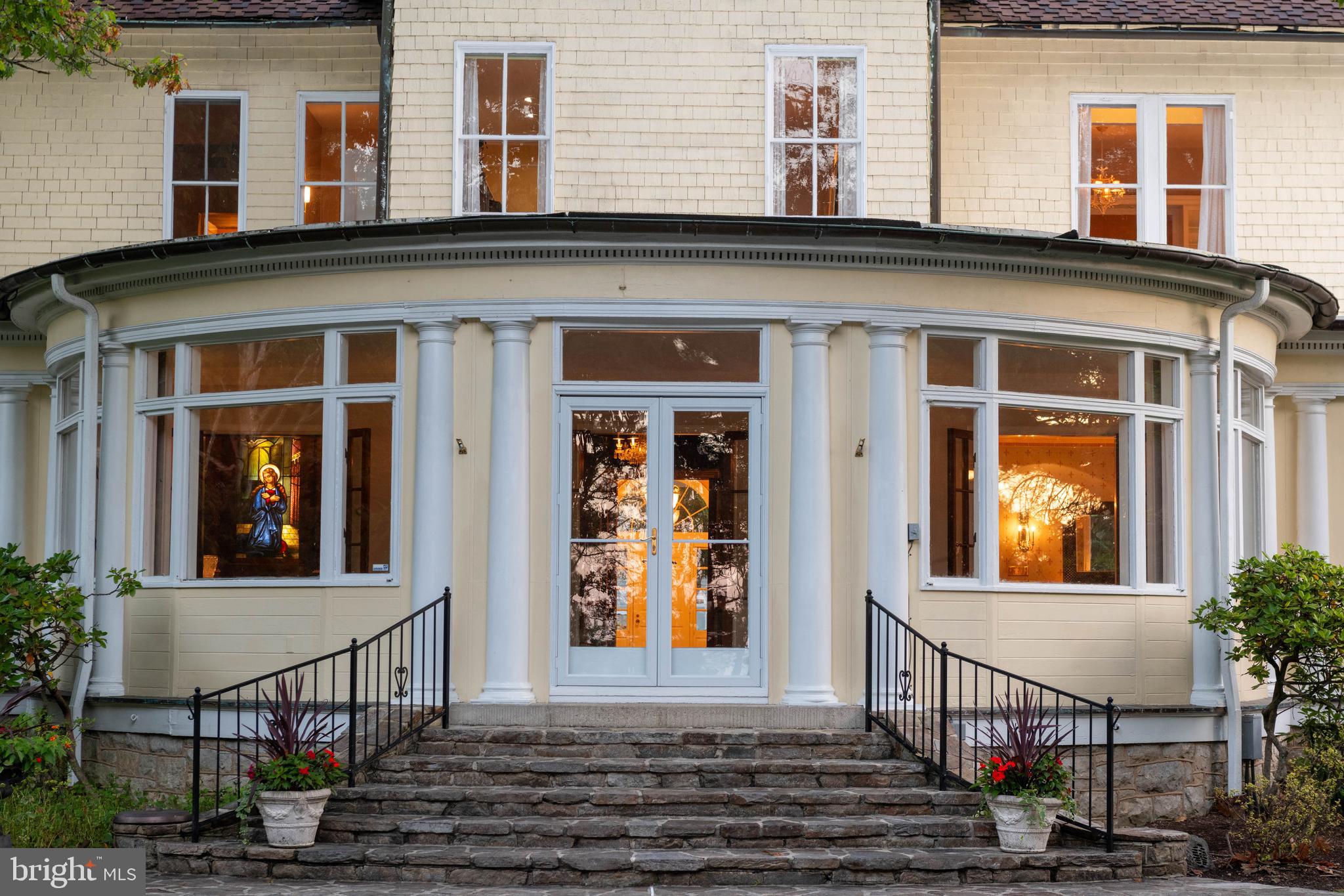 HILLSIDE@SEMINAR - Residential