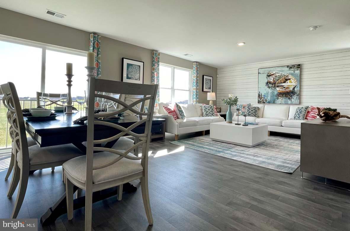 SASSAFRAS MEADOWS - Residential