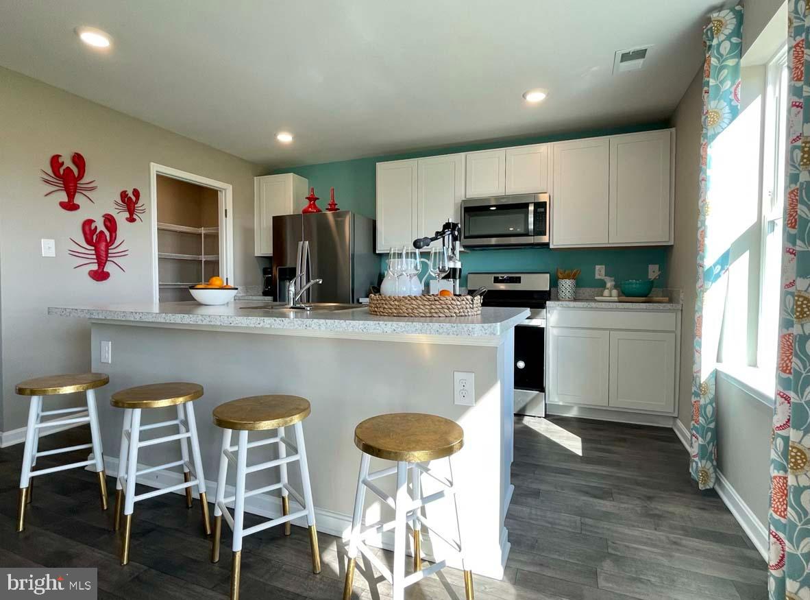 SASSAFRAS MEADOWS - Residential