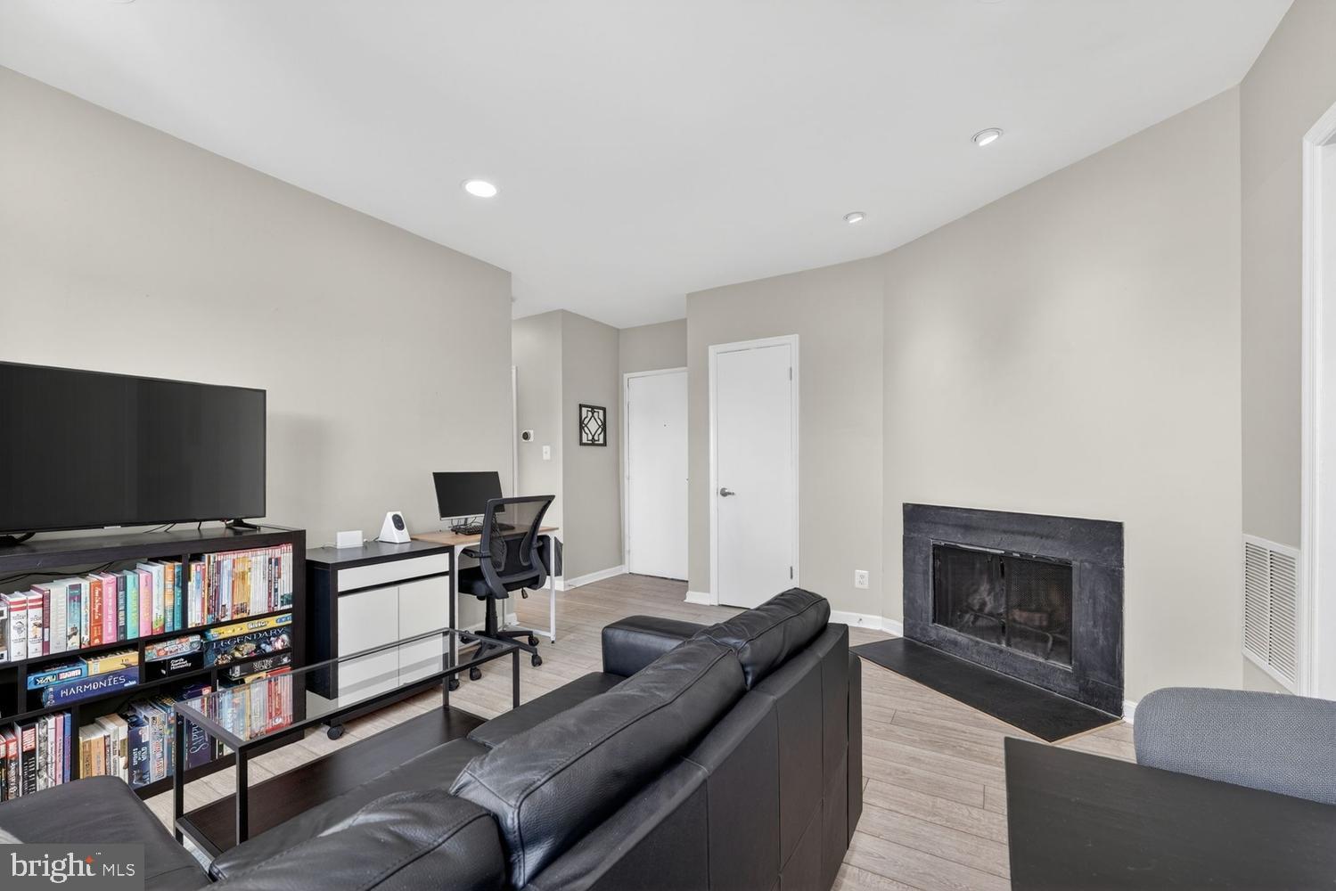2001 16TH STREET NW 307