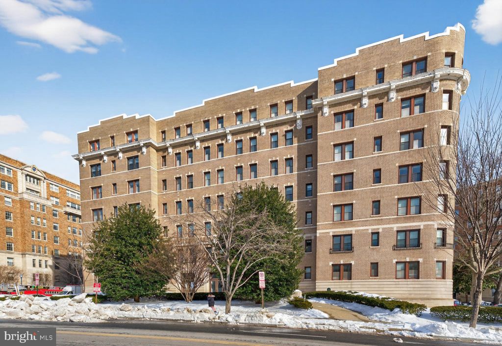 Photo of 2001 16th Street NW #307, WASHINGTON, DC 20009 (MLS # DCDC2243896)