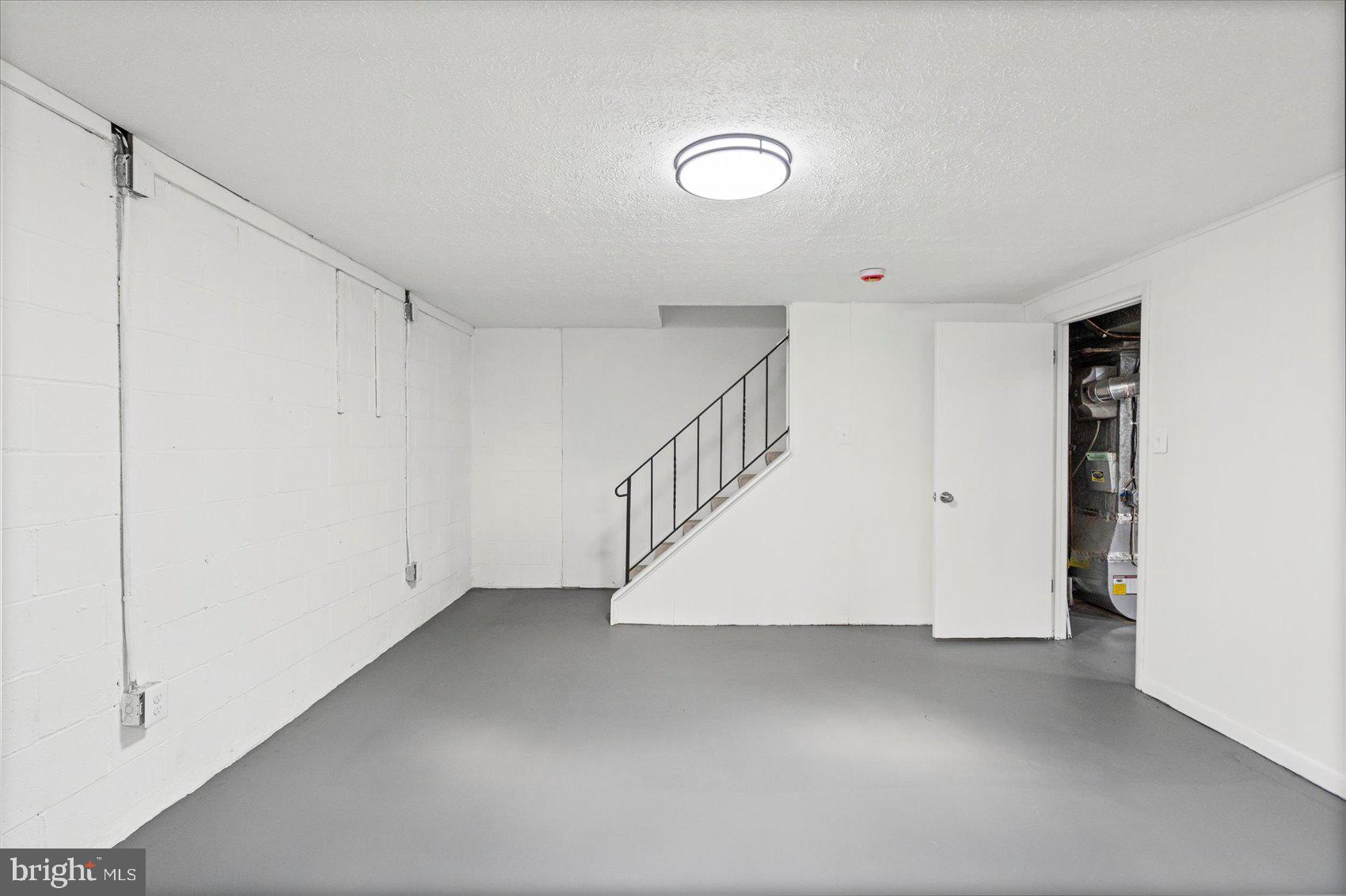 WILLOUGHBY WOODS - Residential