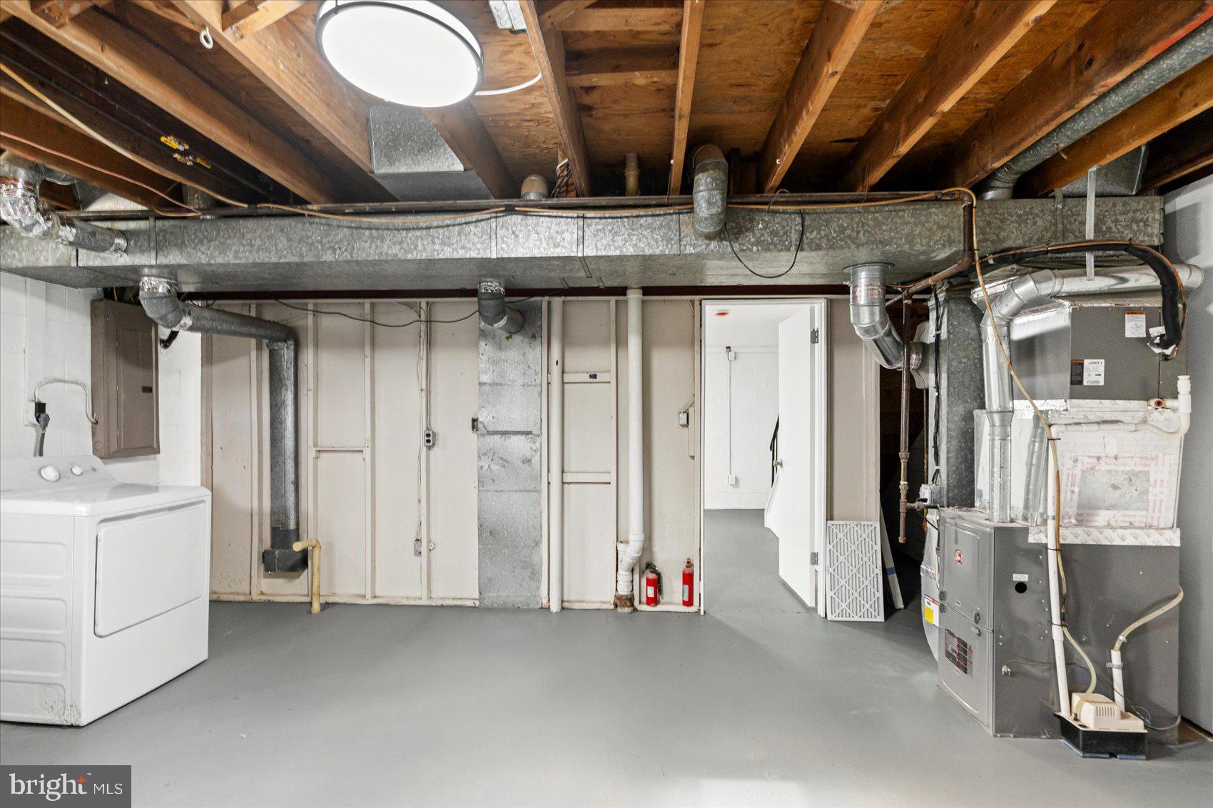 WILLOUGHBY WOODS - Residential