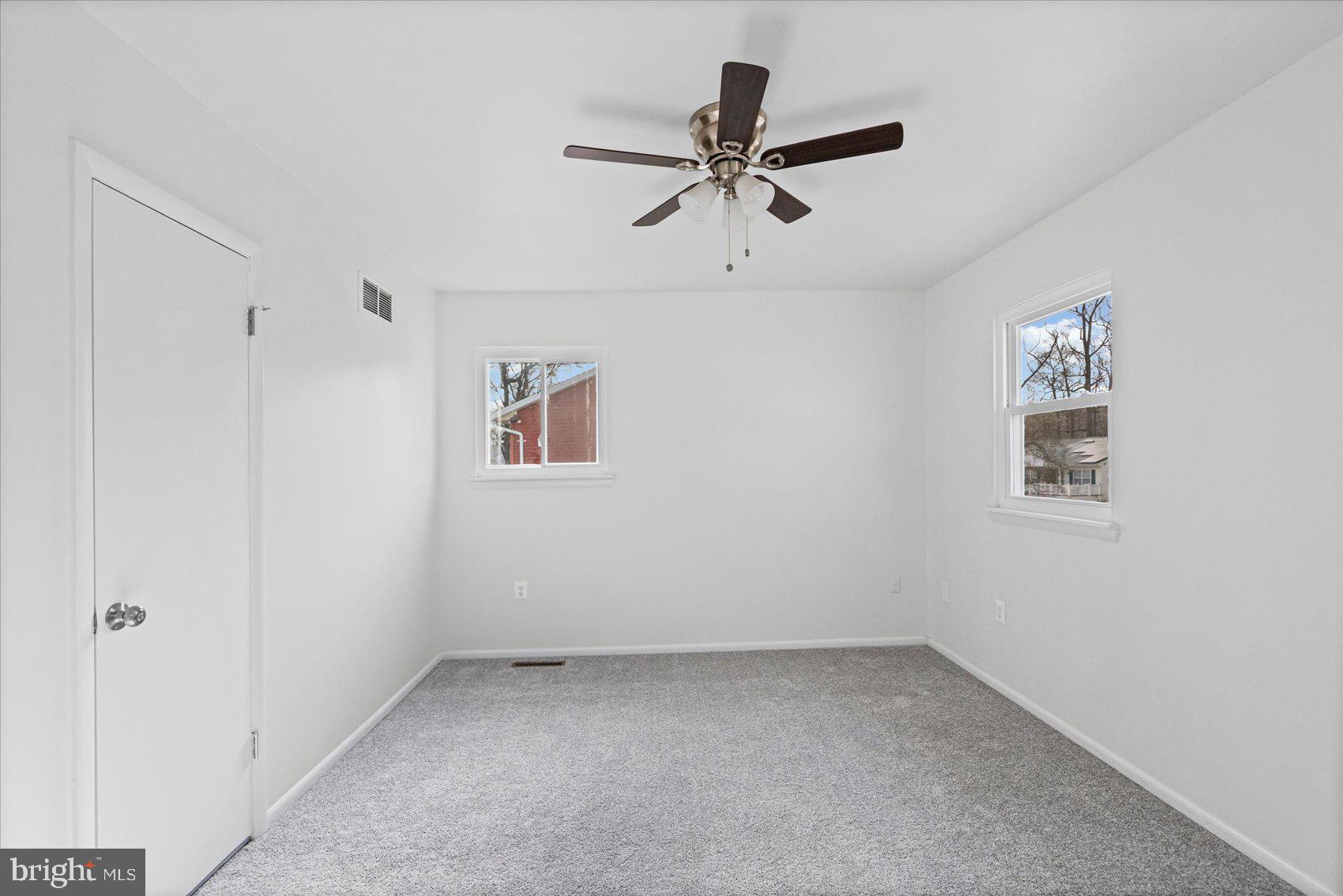 WILLOUGHBY WOODS - Residential