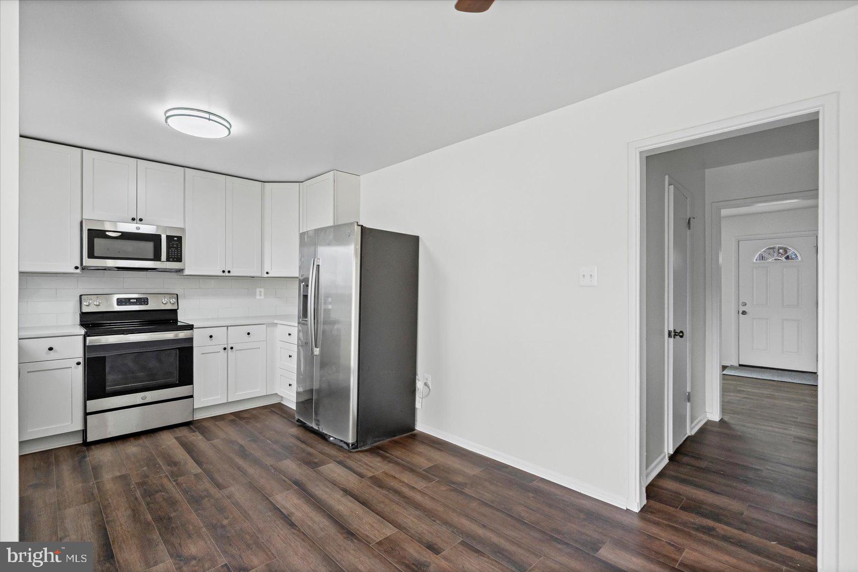 WILLOUGHBY WOODS - Residential