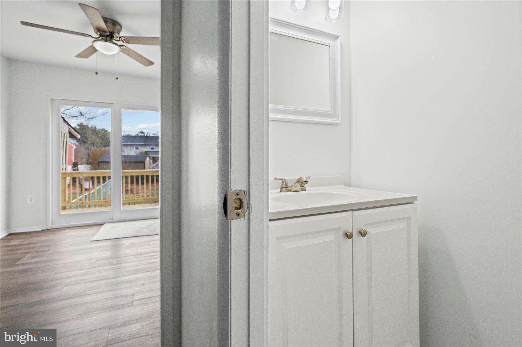 WILLOUGHBY WOODS - Residential