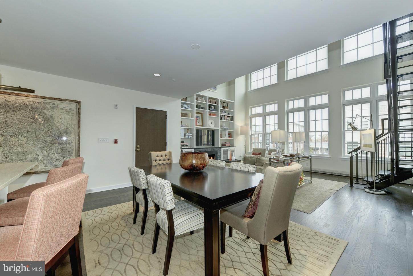 GASLIGHT SQUARE - Residential