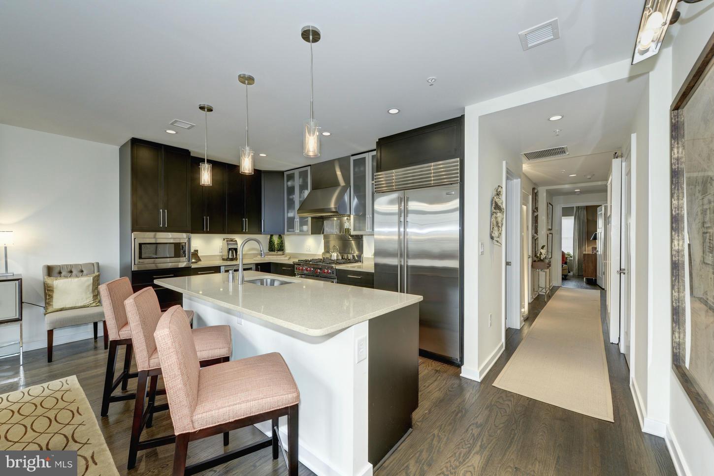 GASLIGHT SQUARE - Residential