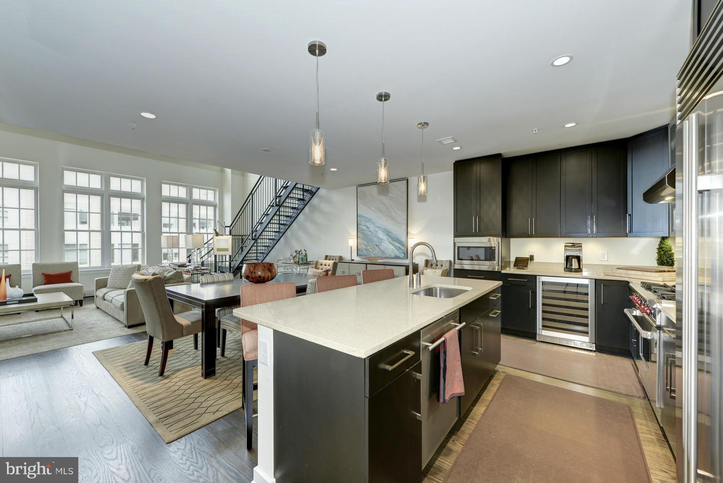 GASLIGHT SQUARE - Residential