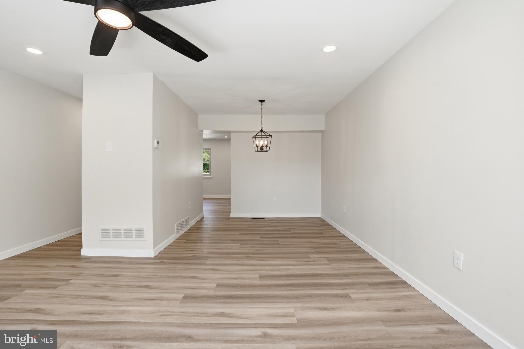 LAFAYETTE HILL - Residential