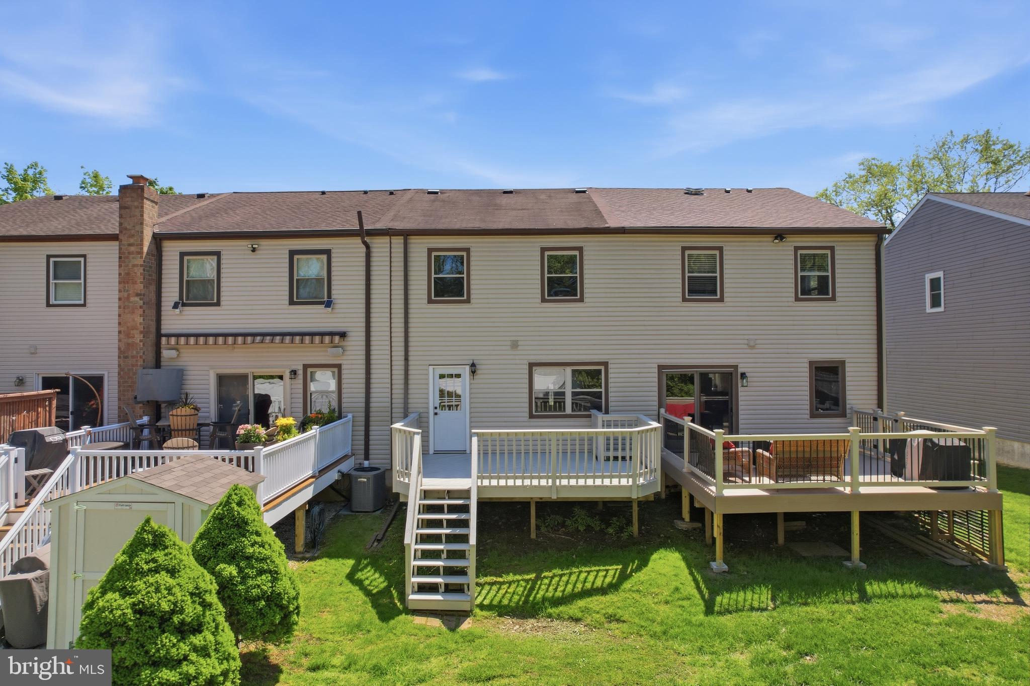 LAFAYETTE HILL - Residential