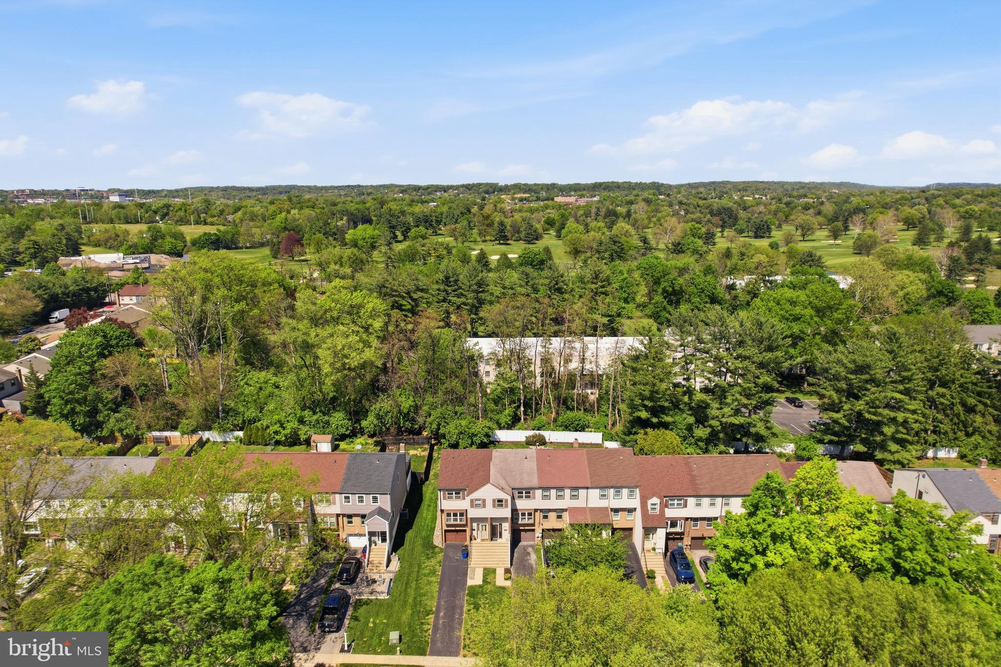 LAFAYETTE HILL - Residential