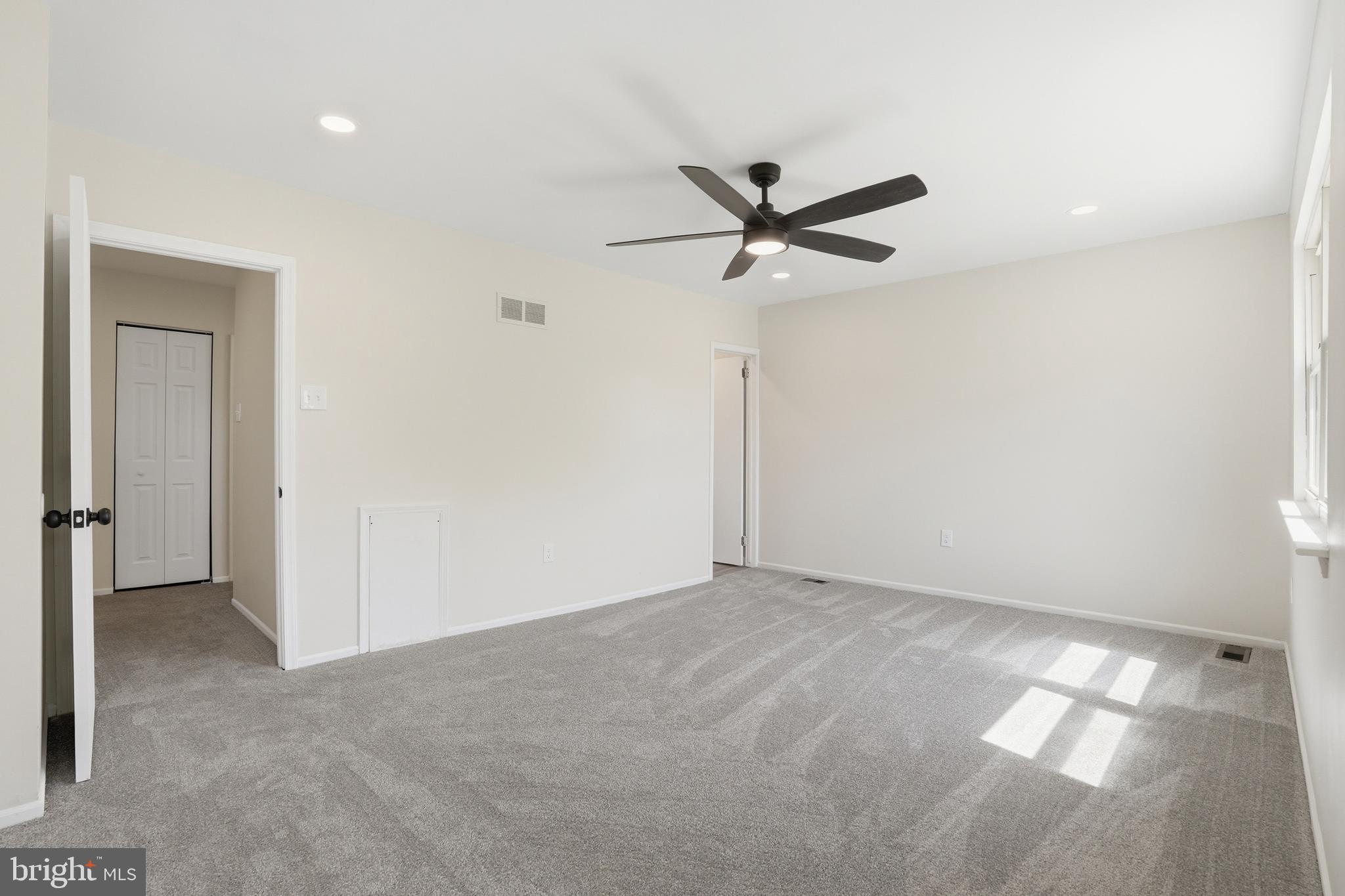LAFAYETTE HILL - Residential