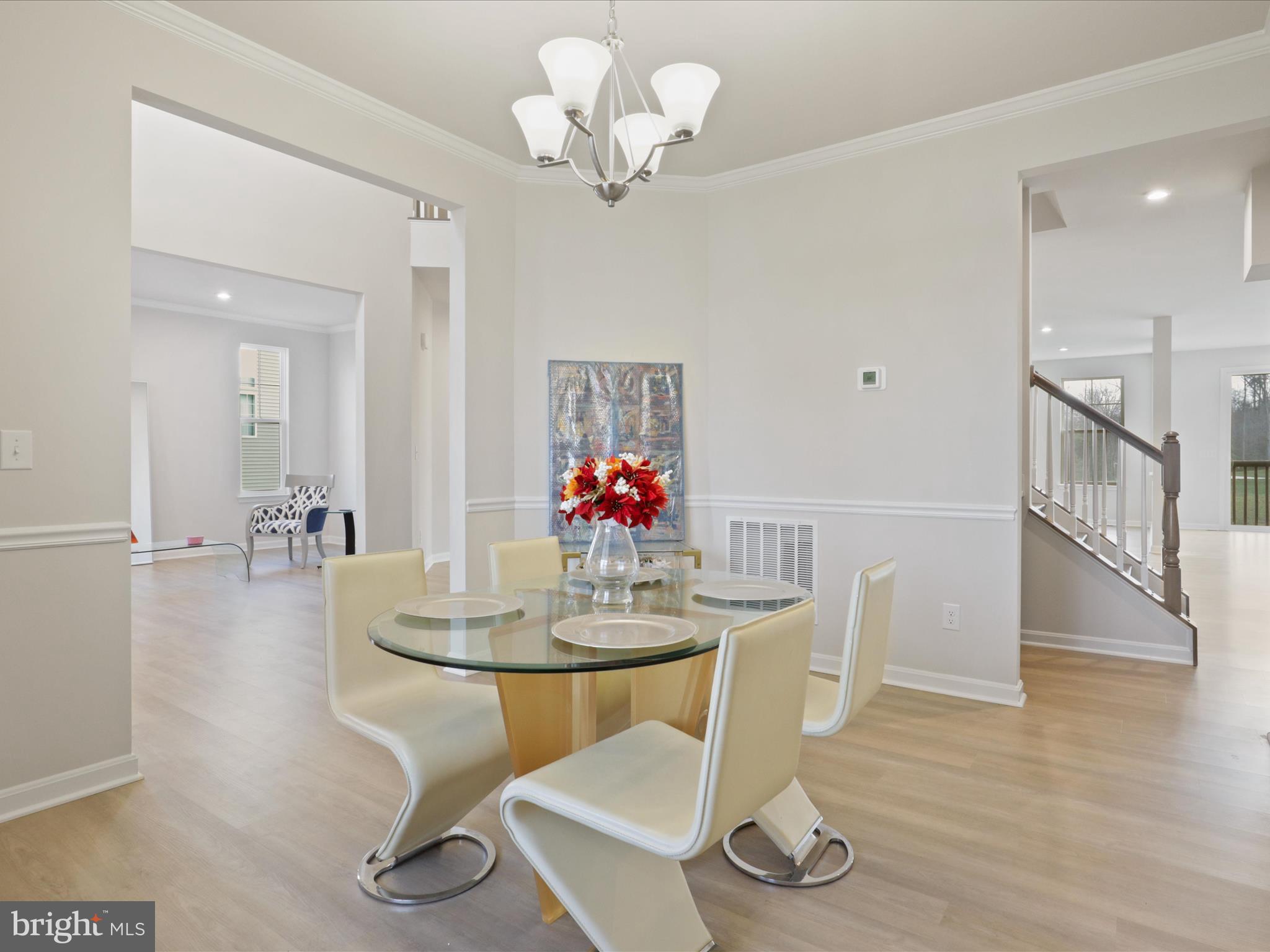 SUMMIT CROSSING ESTATES - Residential