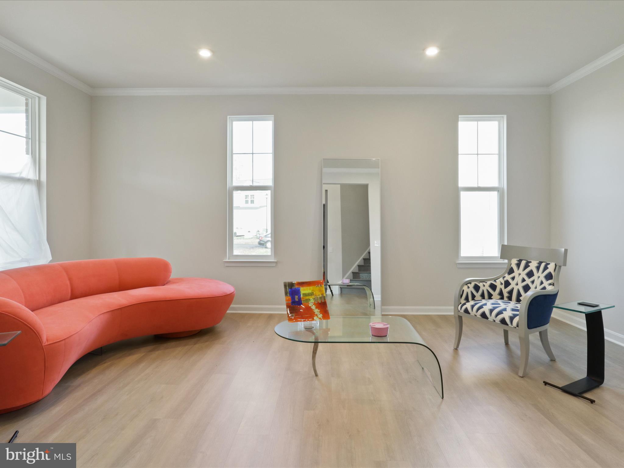 SUMMIT CROSSING ESTATES - Residential