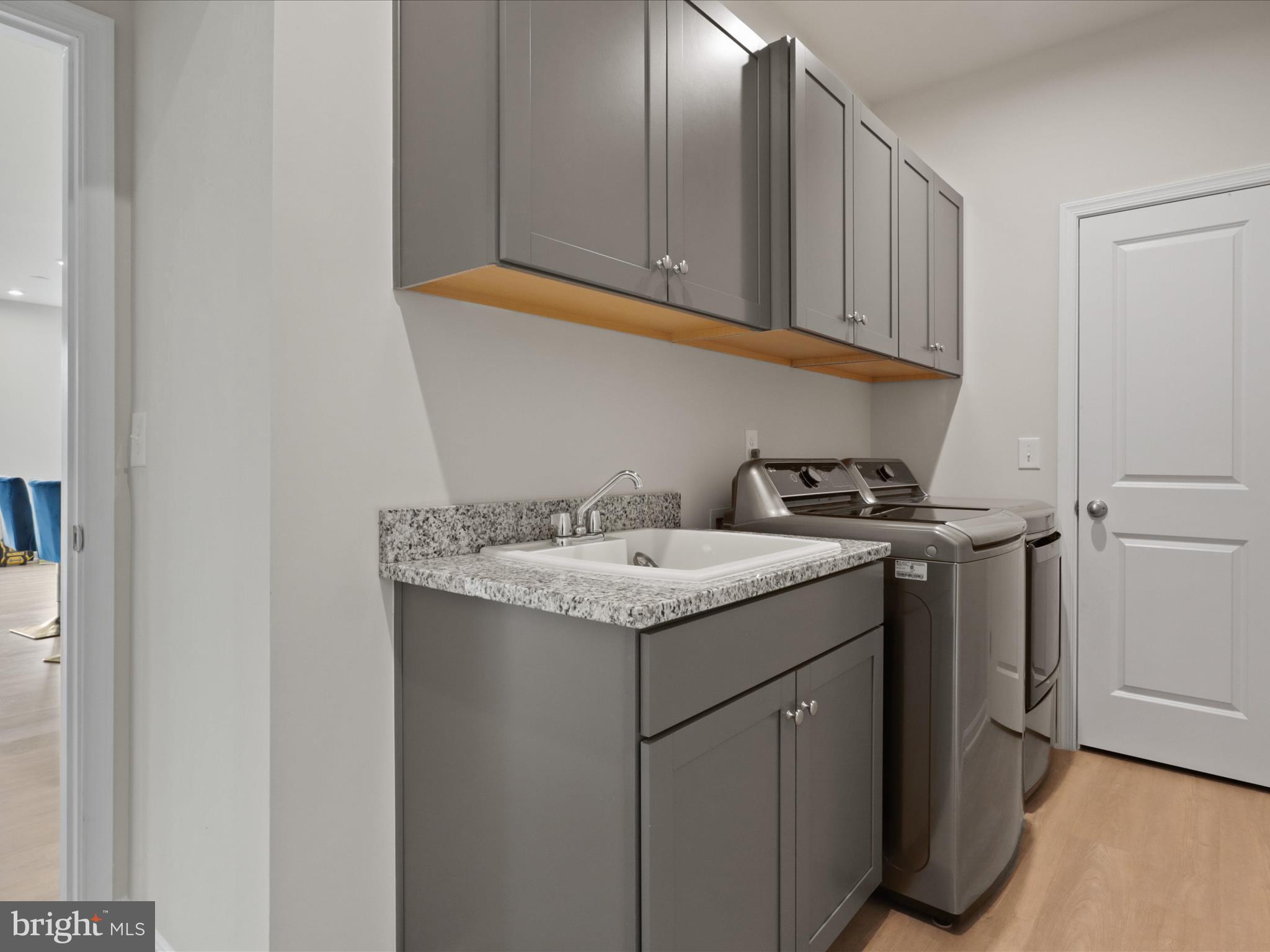 SUMMIT CROSSING ESTATES - Residential