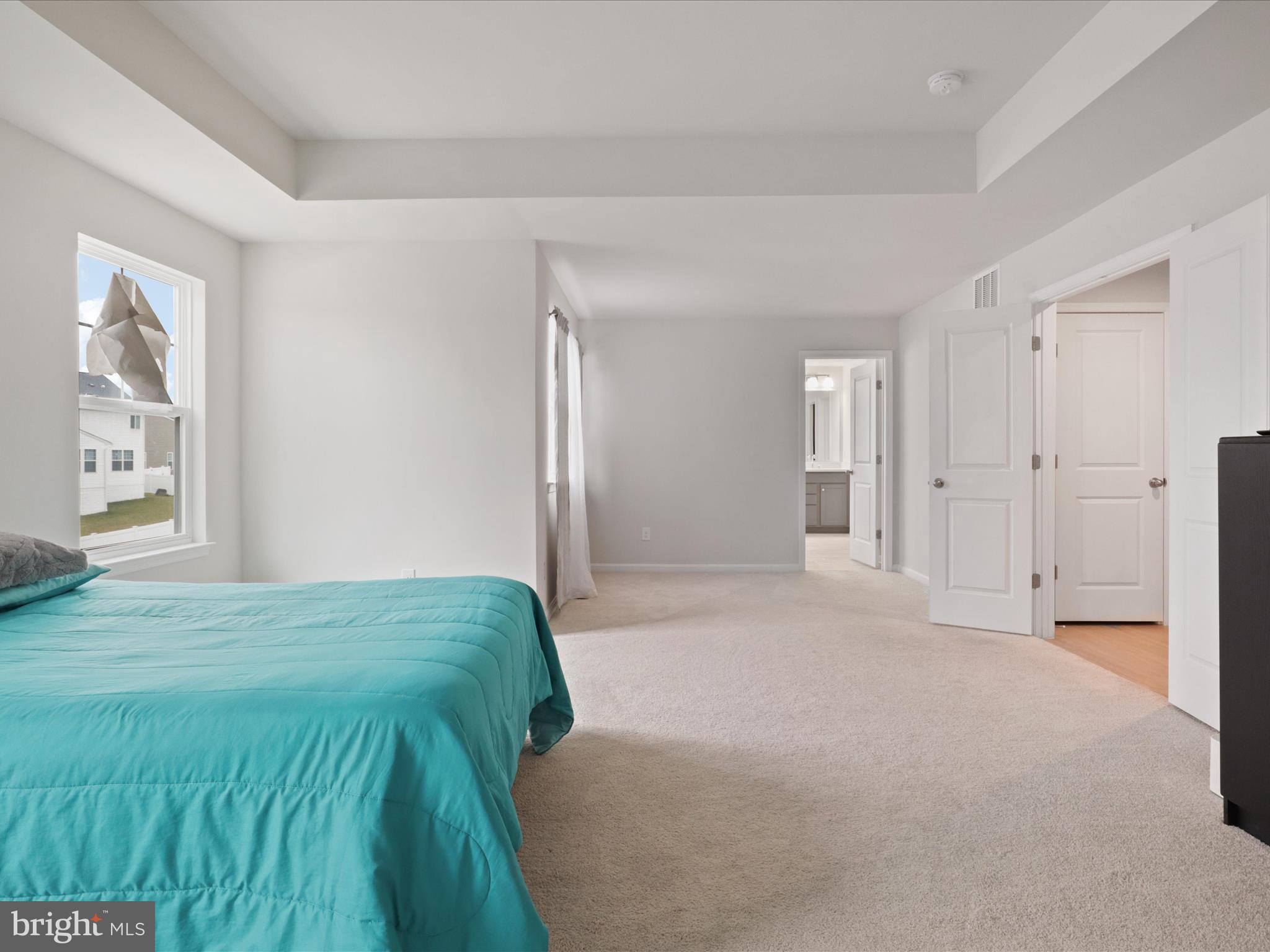 SUMMIT CROSSING ESTATES - Residential