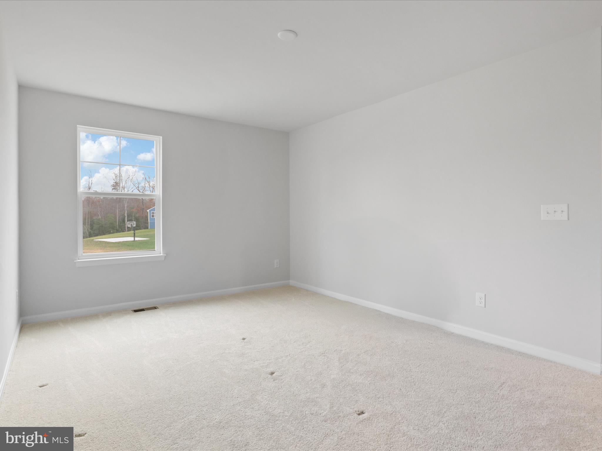 SUMMIT CROSSING ESTATES - Residential