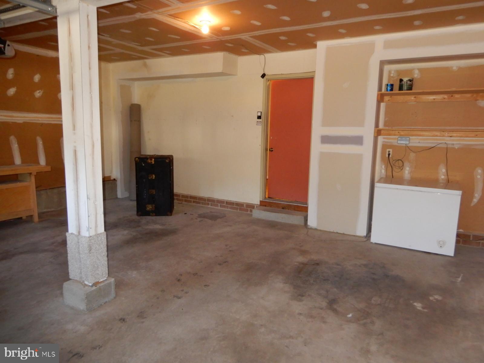 ROLLING FOREST - Residential Lease