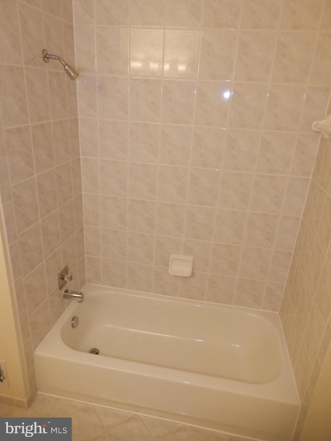 ROLLING FOREST - Residential Lease