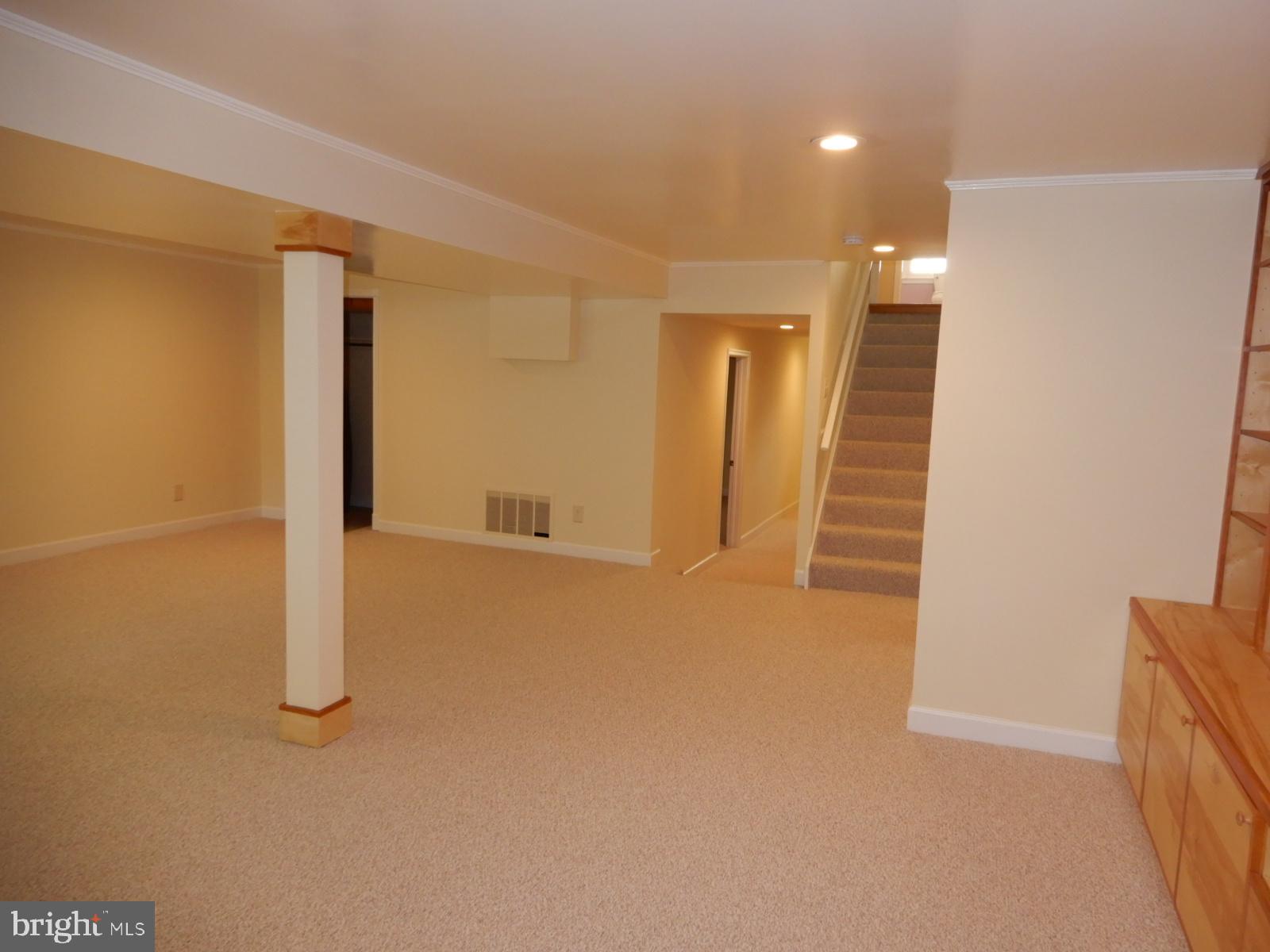 ROLLING FOREST - Residential Lease