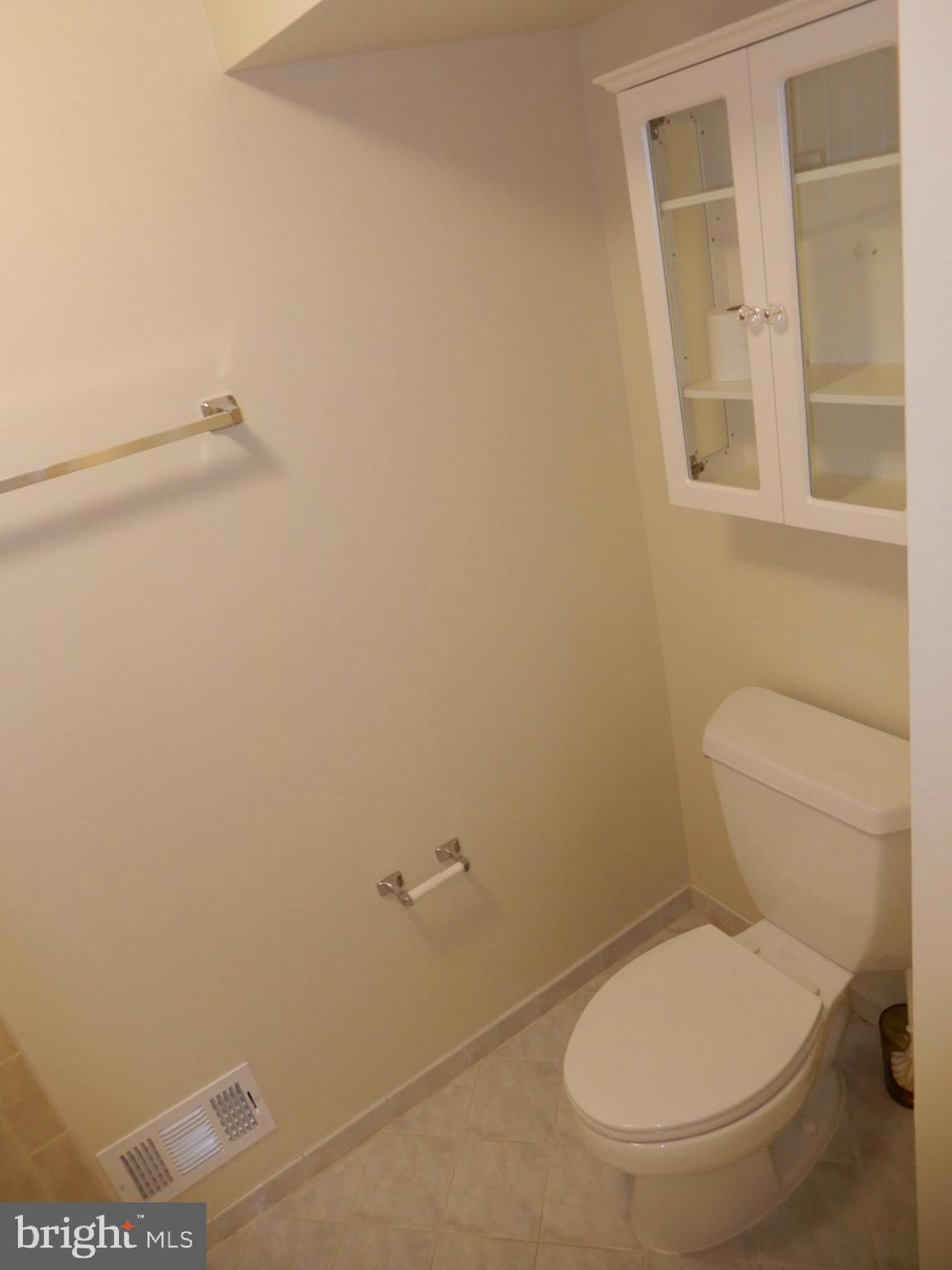 ROLLING FOREST - Residential Lease