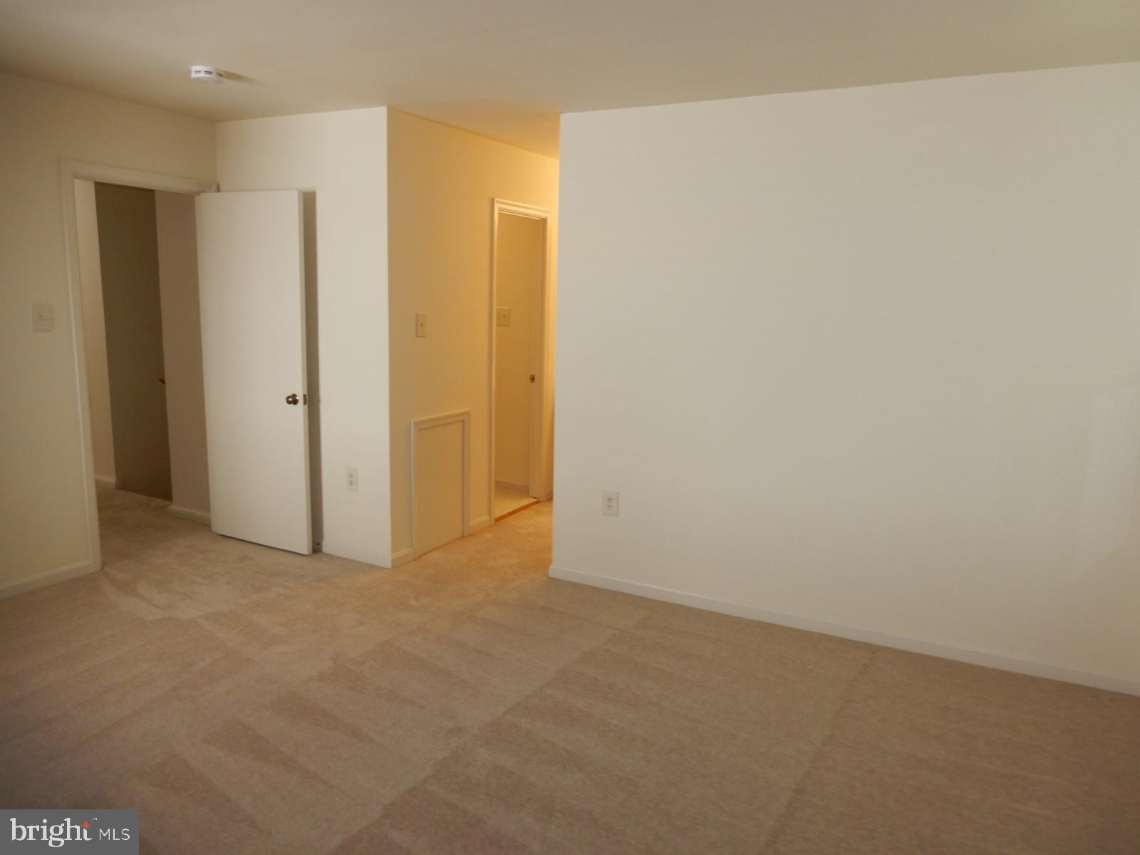 ROLLING FOREST - Residential Lease