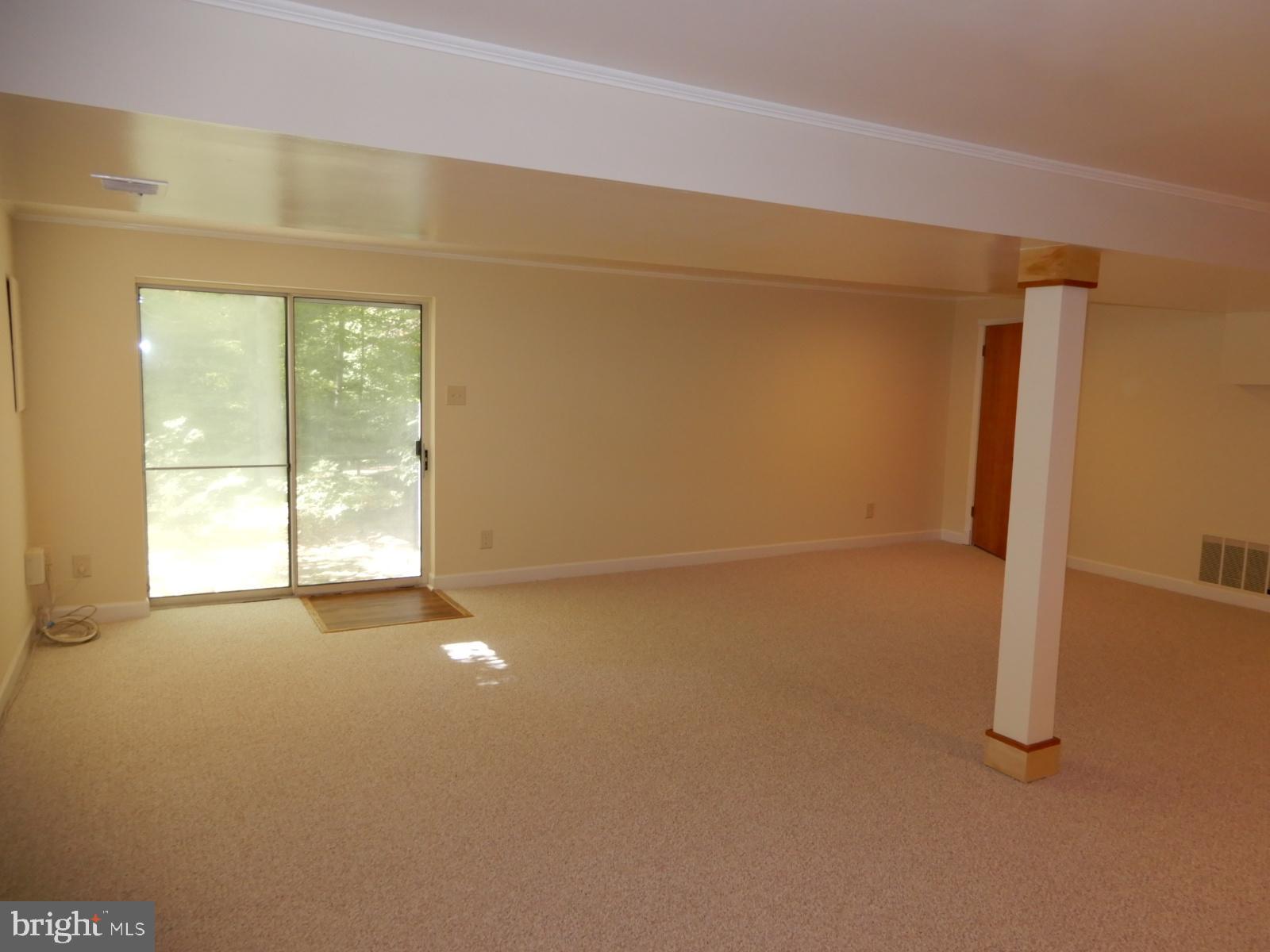 ROLLING FOREST - Residential Lease