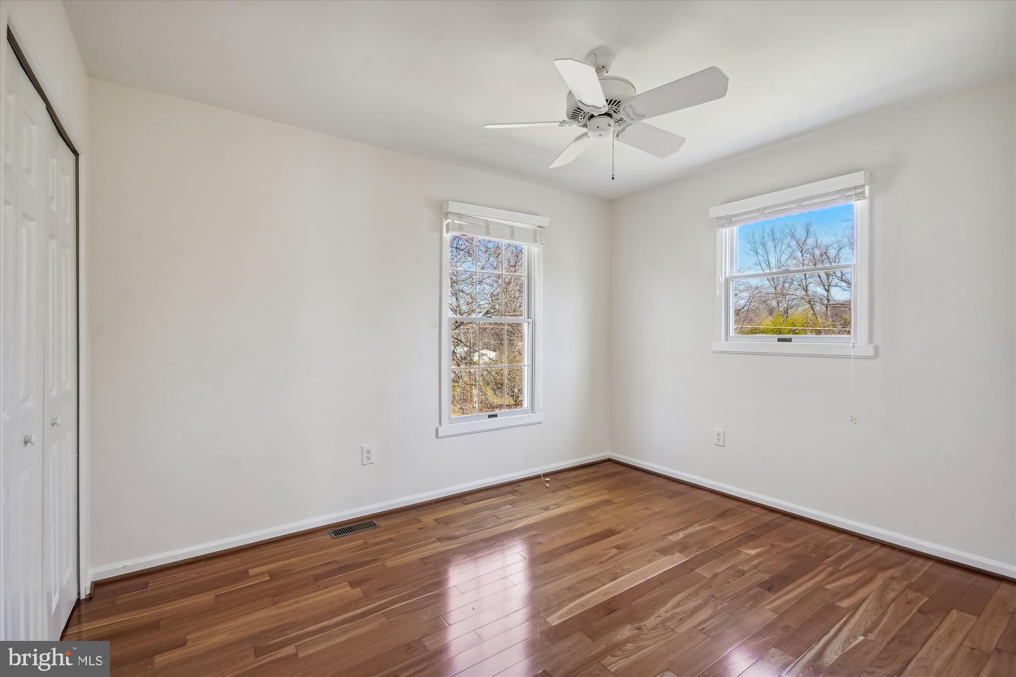 SHADY ACRES - Residential