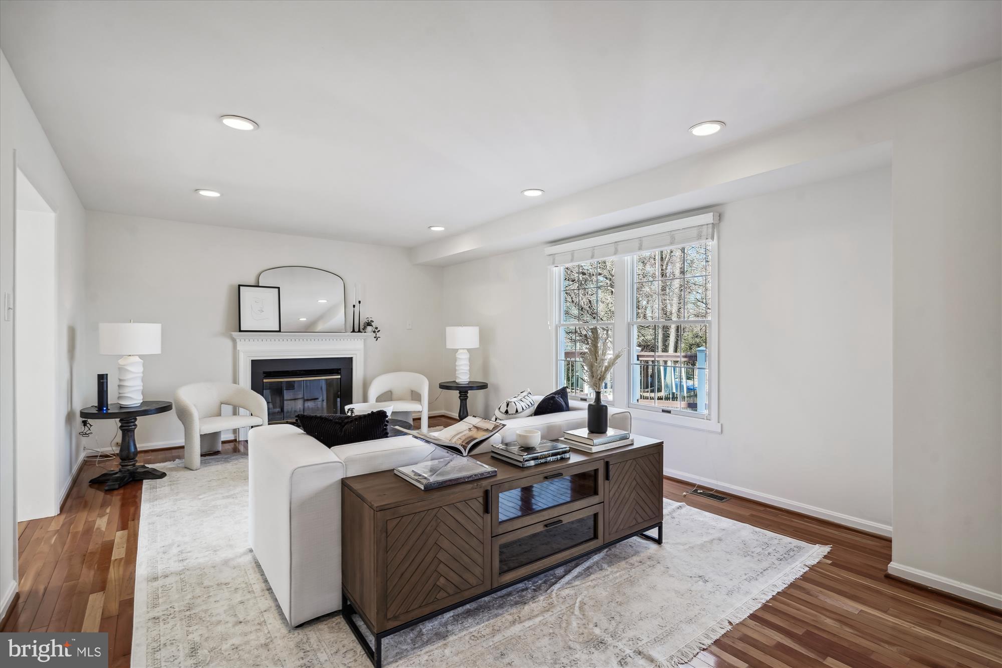 SHADY ACRES - Residential