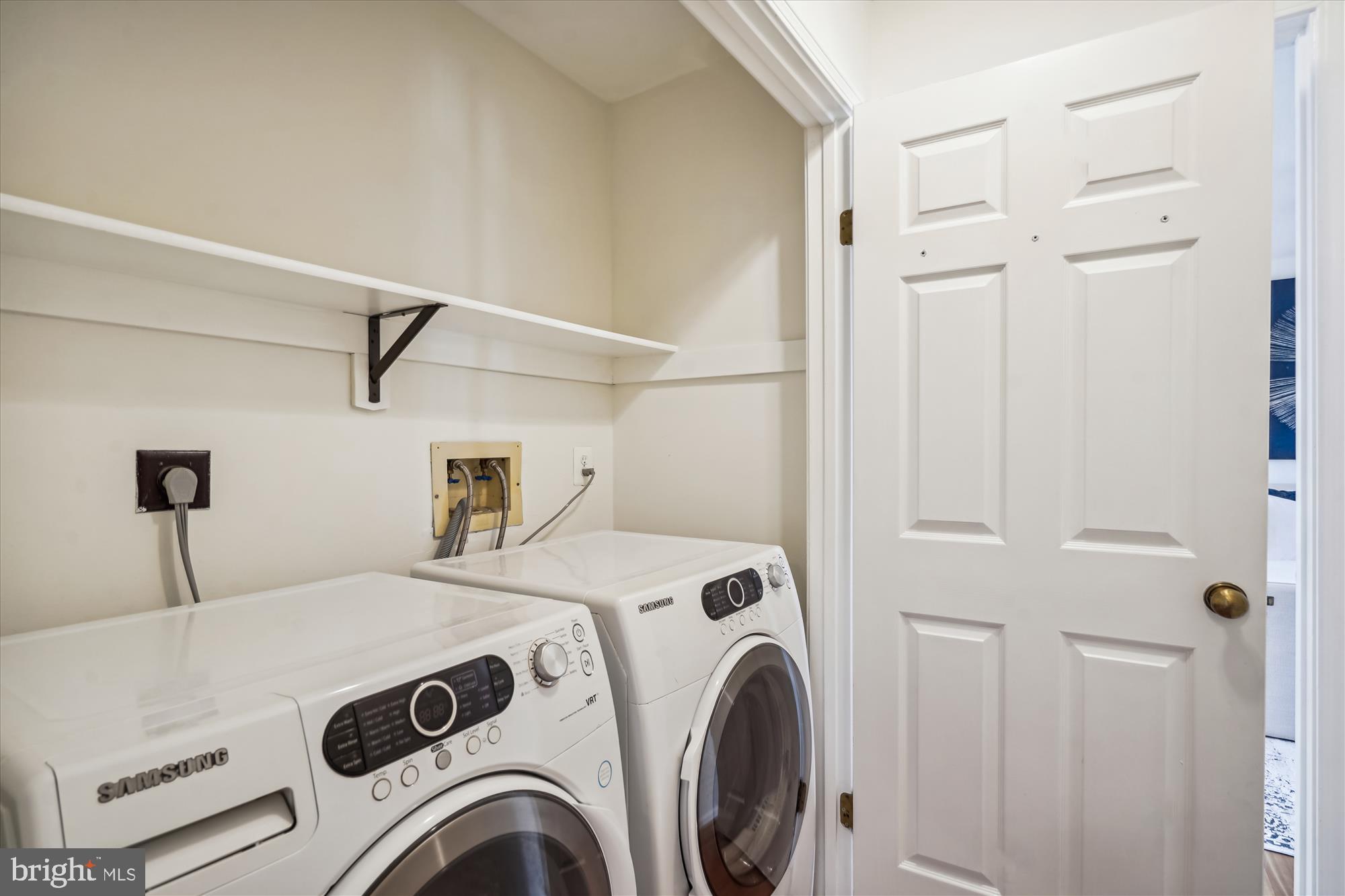 SHADY ACRES - Residential