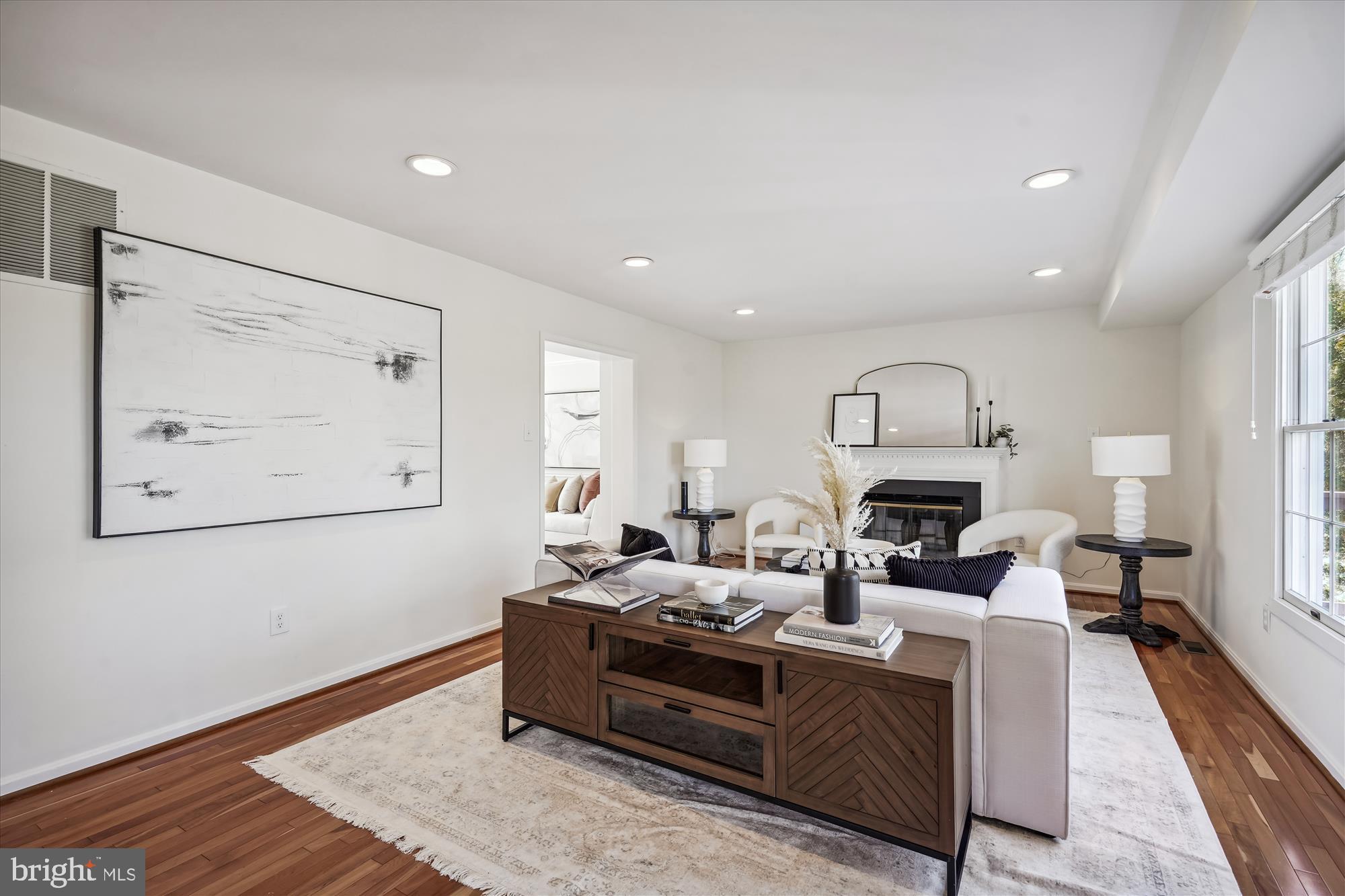 SHADY ACRES - Residential