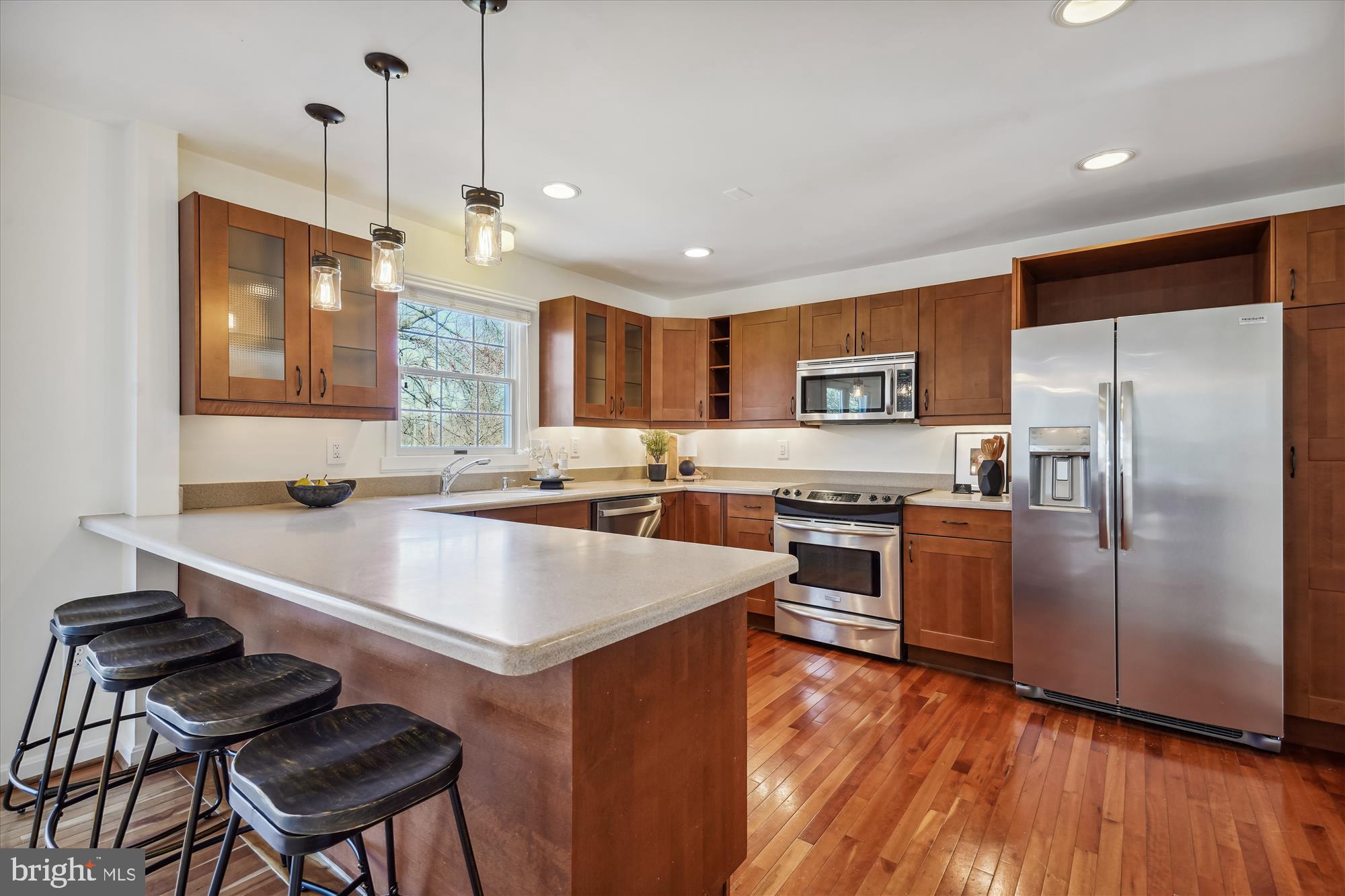 SHADY ACRES - Residential