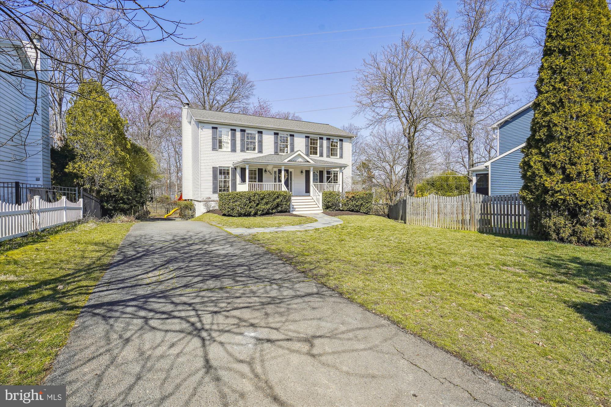 SHADY ACRES - Residential