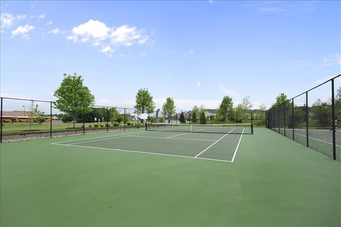 THE BUCKINGHAM AT LOUDOUN VALLEY - Residential