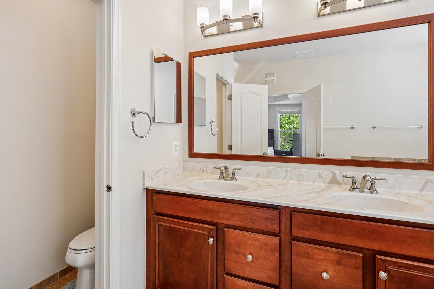 THE BUCKINGHAM AT LOUDOUN VALLEY - Residential