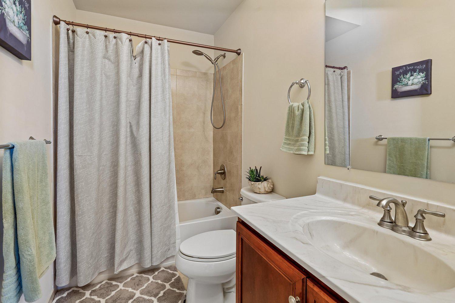 THE BUCKINGHAM AT LOUDOUN VALLEY - Residential