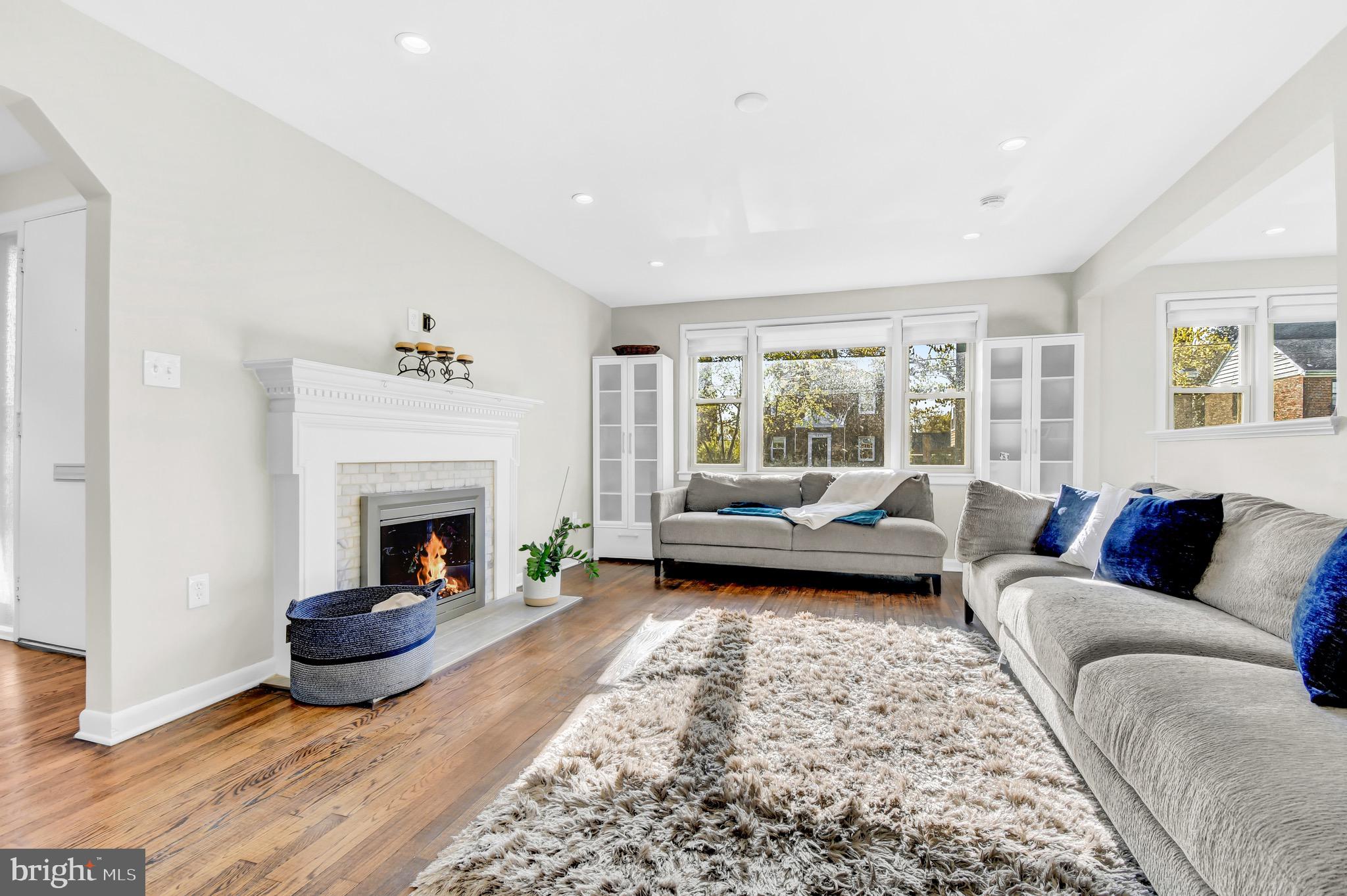 6617 13TH PLACE NW